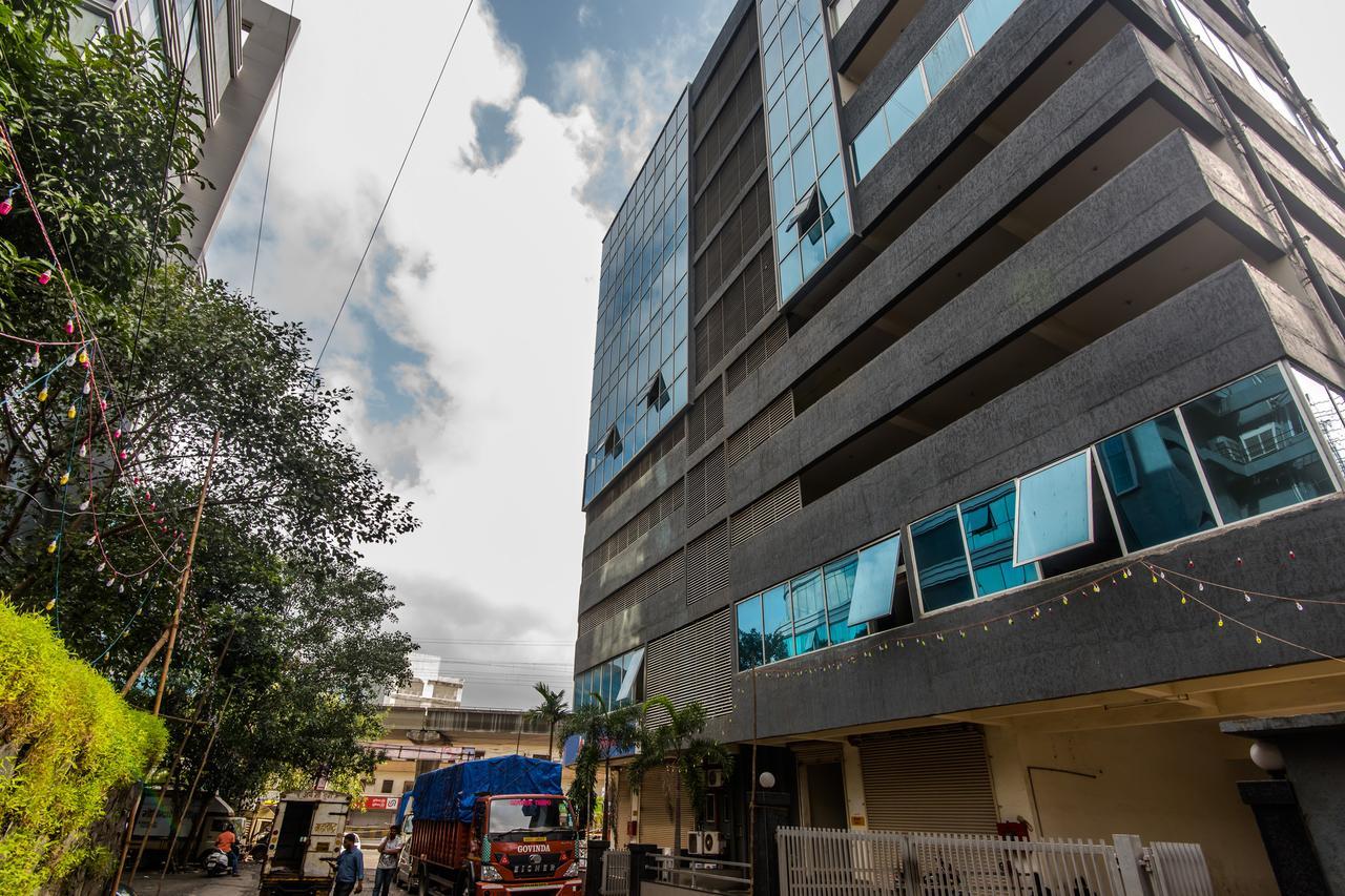 Oyo 9328 Empire Suite Navi Mumbai Exterior photo
